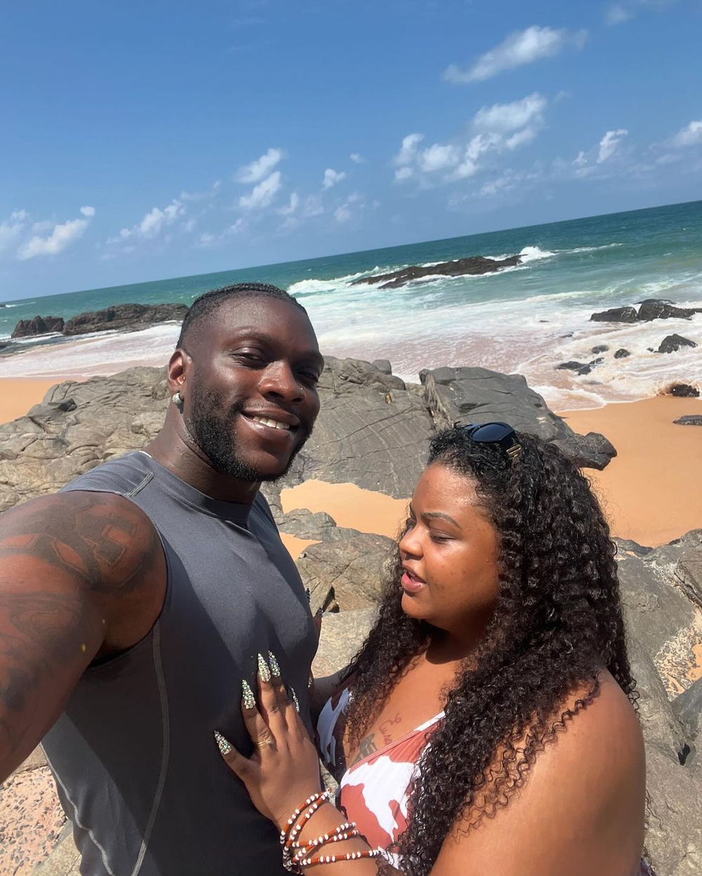 Mc Carol Curte Lua De Mel Na Bahia Ap S Casamento Ator De Porn Gay