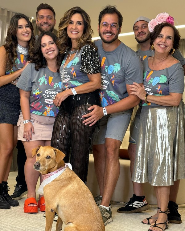 De Hot Pants E Transpar Ncia F Tima Bernardes Vai Sapuca Namorado Filha E Amigos