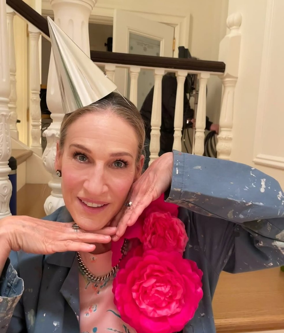 Kristin Davis A Charlotte De Sex And The City Celebra Os Anos De Sarah Jessica Parker