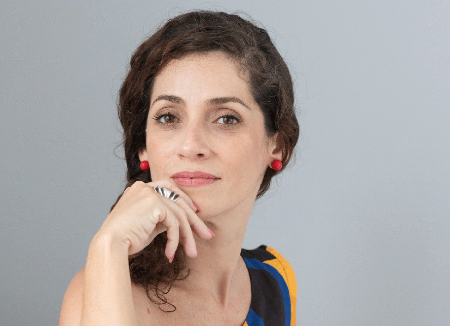 Quitéria Kelly se dedica ao teatro após se despedir da Latifa de 'Mar ...