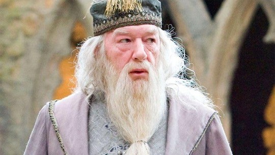 Michael Gambon, o Alvo Dumbledore de 'Harry Potter', morre aos 82 anos
