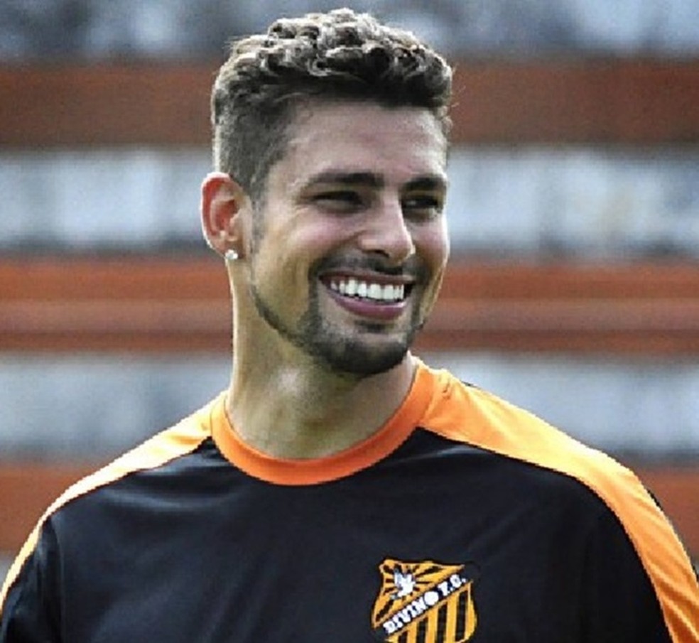 Jorginho (Cauã Reymond), de 'Avenida Brasil' — Foto: TV Globo