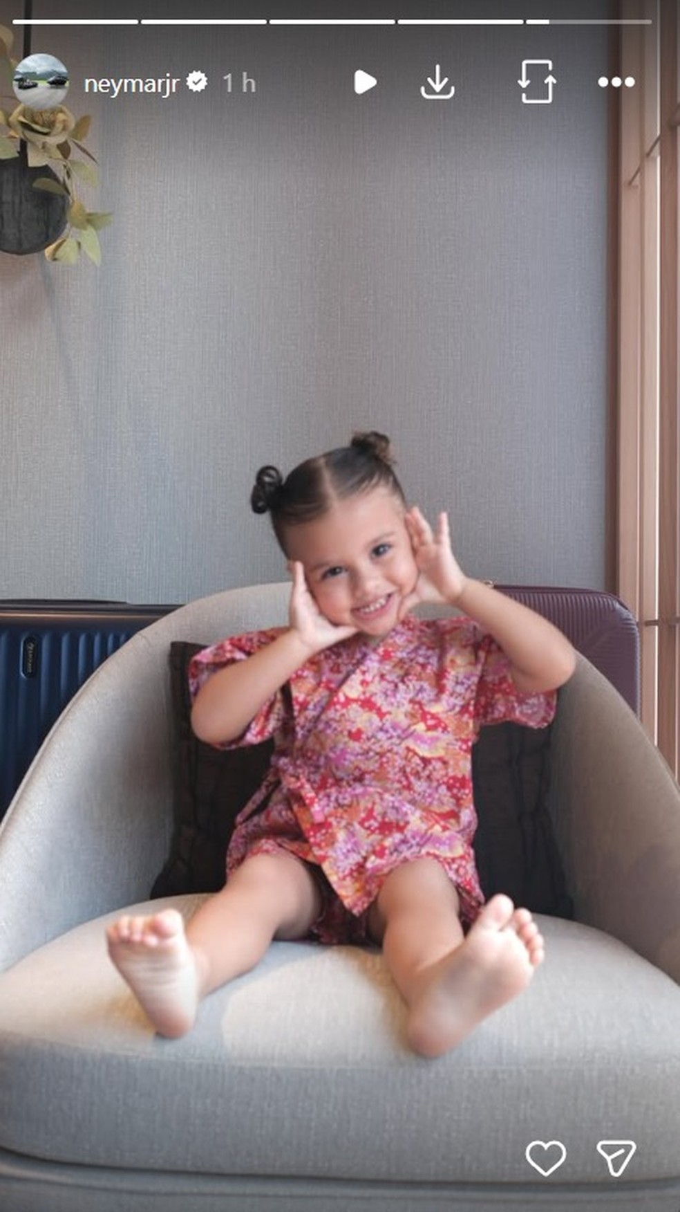 Helena, filha de Neymar e Amanda Kimberlly — Foto: Reprodução/Instagram