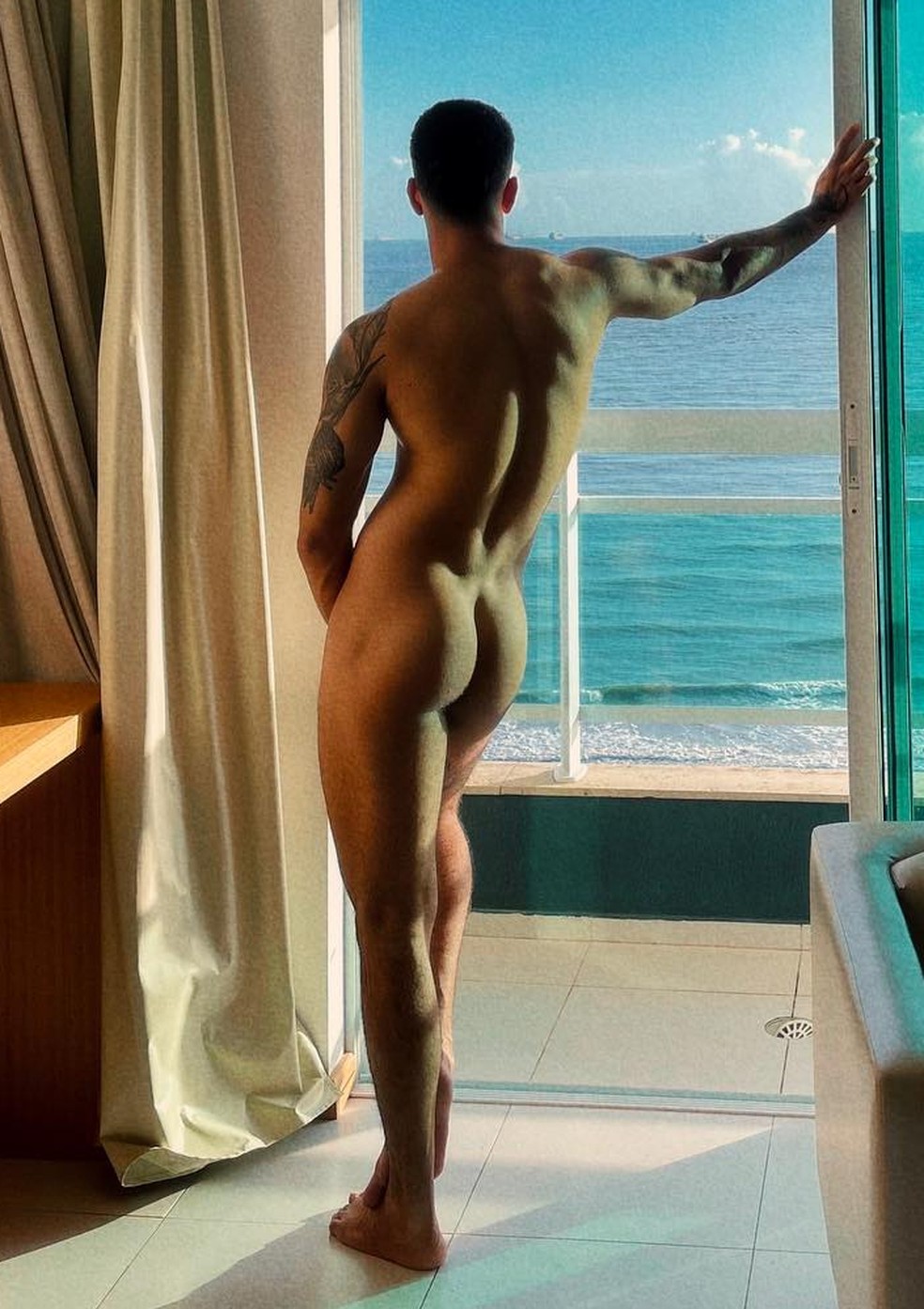 Thiago pantaleao naked