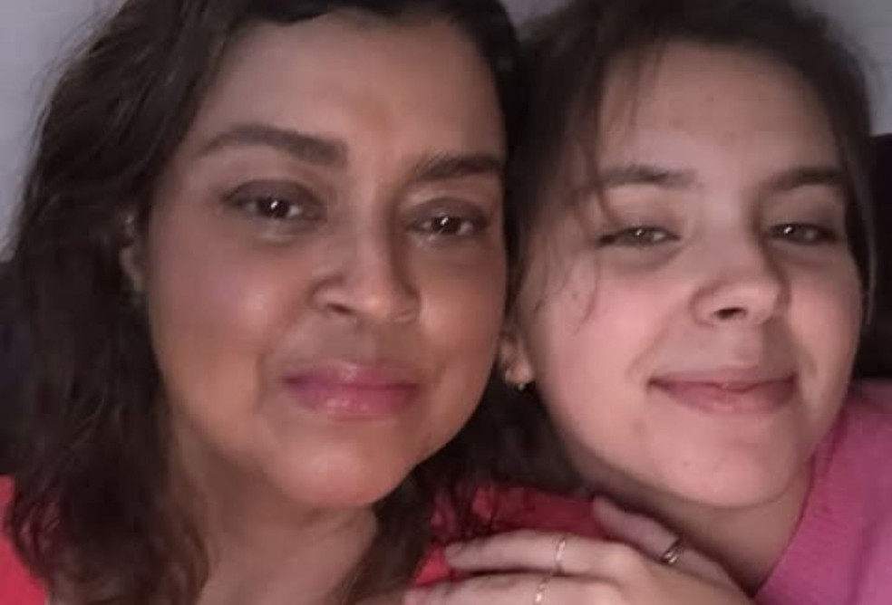Preta Gil posa com a sobrinha Flor Gil em Nova York — Foto: Reprodução/Instagram