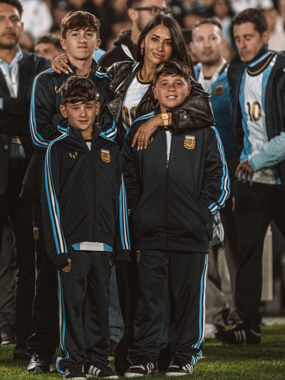 Mulher de Messi abre álbum de fotos da despedida da seleção — Foto: Reprodução/Instagram