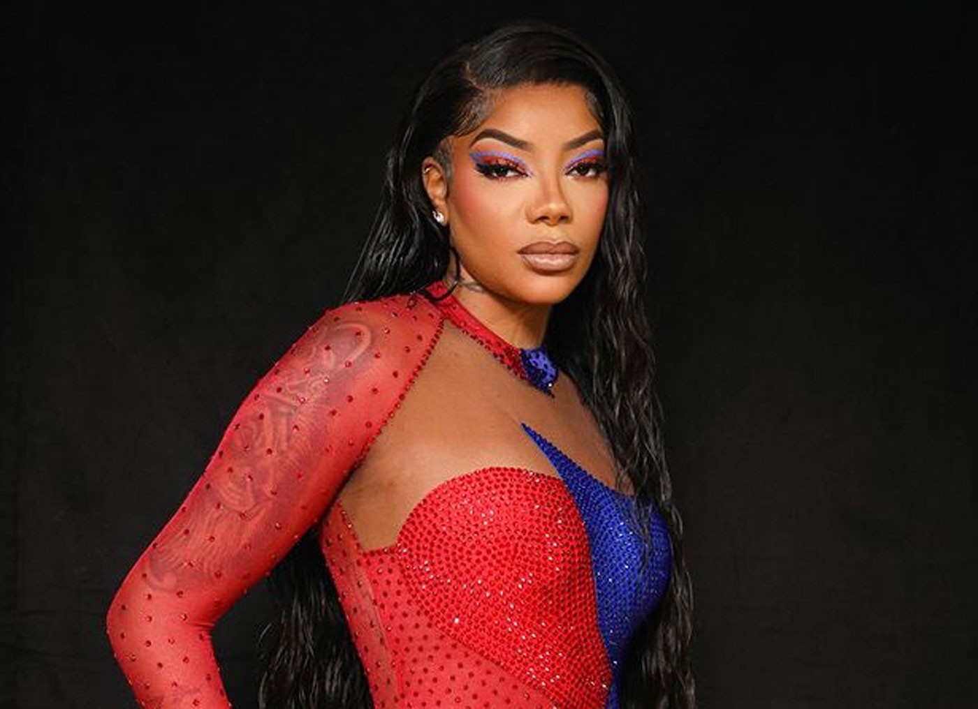 ludmilla-celebra-sucesso-de-a-o-ap-s-oferecer-ingressos-do-numanice