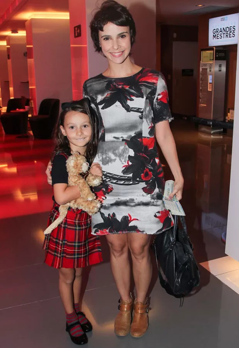 Debora Falabella com a filha, Nina, em 2021 — Foto: Manuela Scarpa/Brazil News