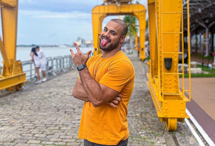 BBB 24: Marcus Vinicius atende ao primeiro Big Fone; confira quem ele ...
