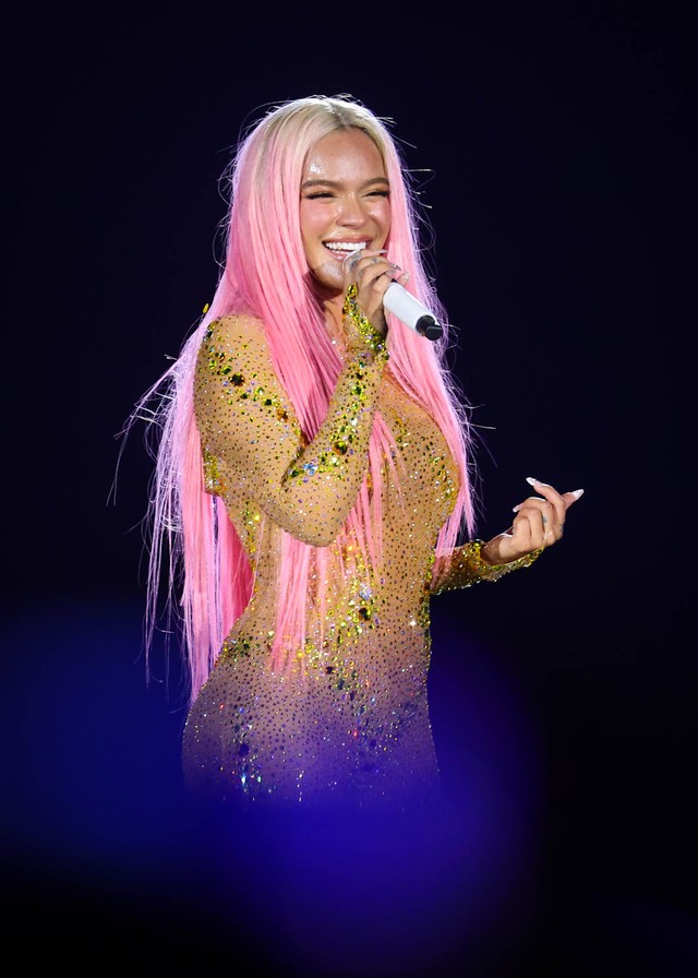 karol-g-faz-homenagem-ao-brasil-em-show-lotado-em-s-o-paulo-fotos