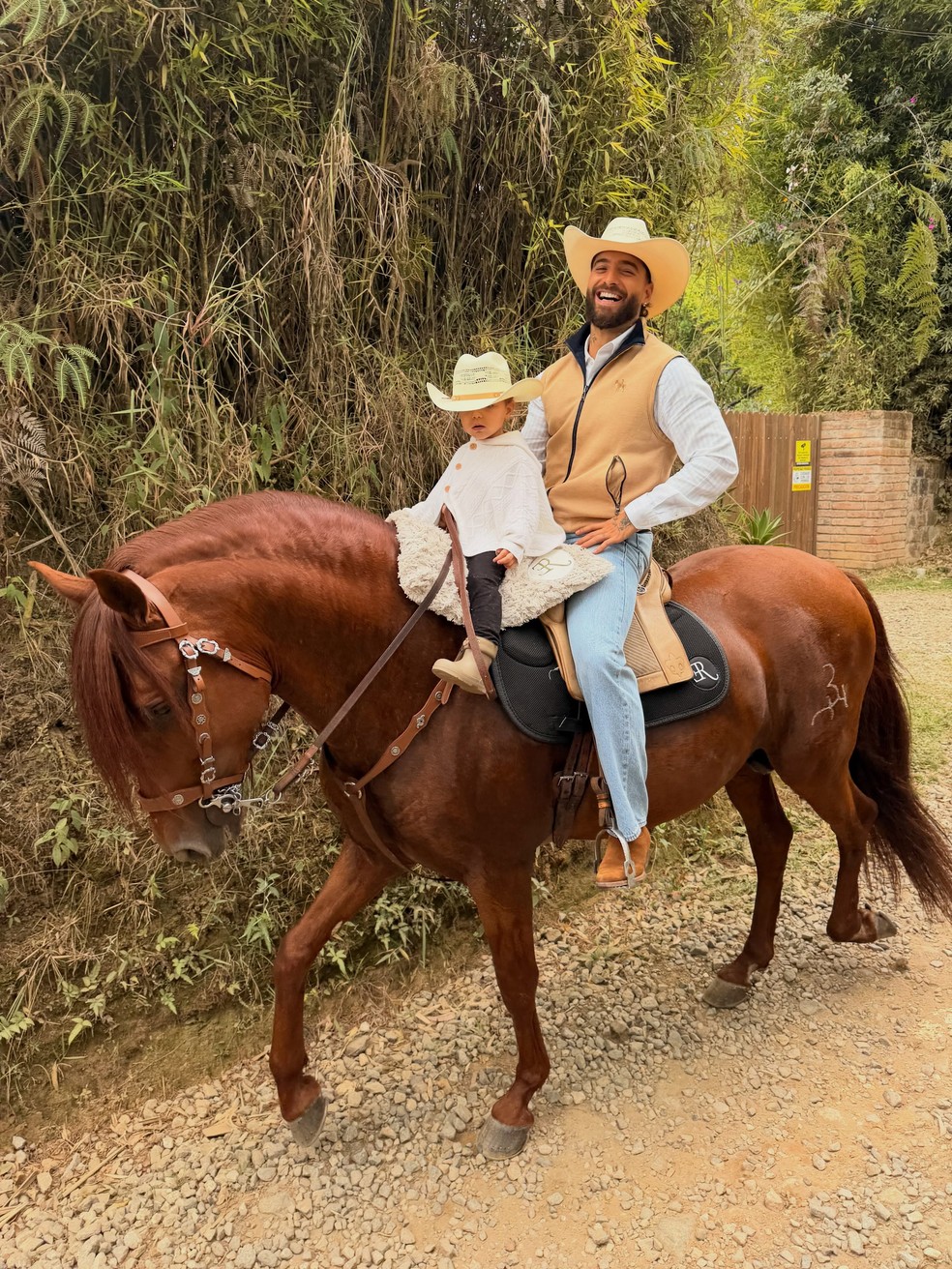 Maluma mostra rotina após nascimento do 2º filho — Foto: Reprodução/Instagram