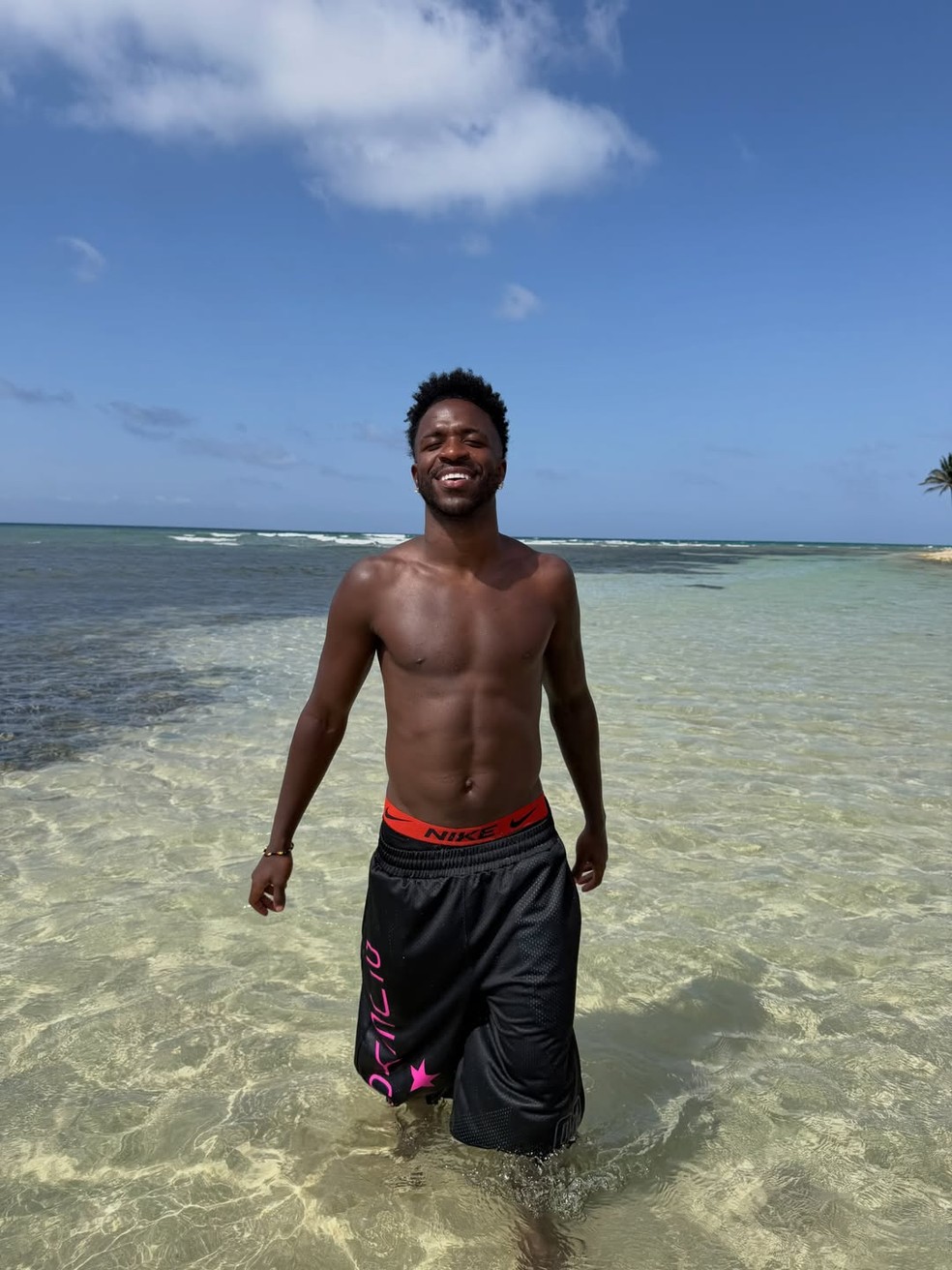 Vini Jr posta fotos na Jamaica — Foto: Reproducao/Instagram