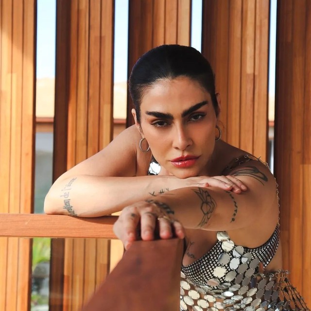 Cleo sobre haters: 'Não me importo com a opinião dos outros'