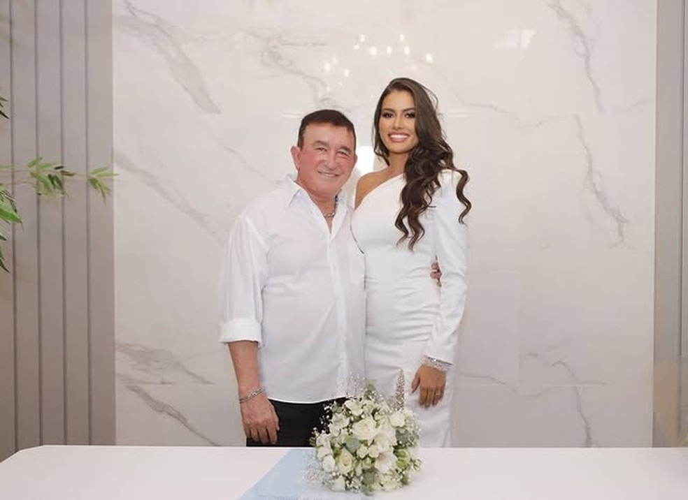 Calita e Amado Batista &mdash; Foto: Reprodu&ccedil;&atilde;o/Instagram