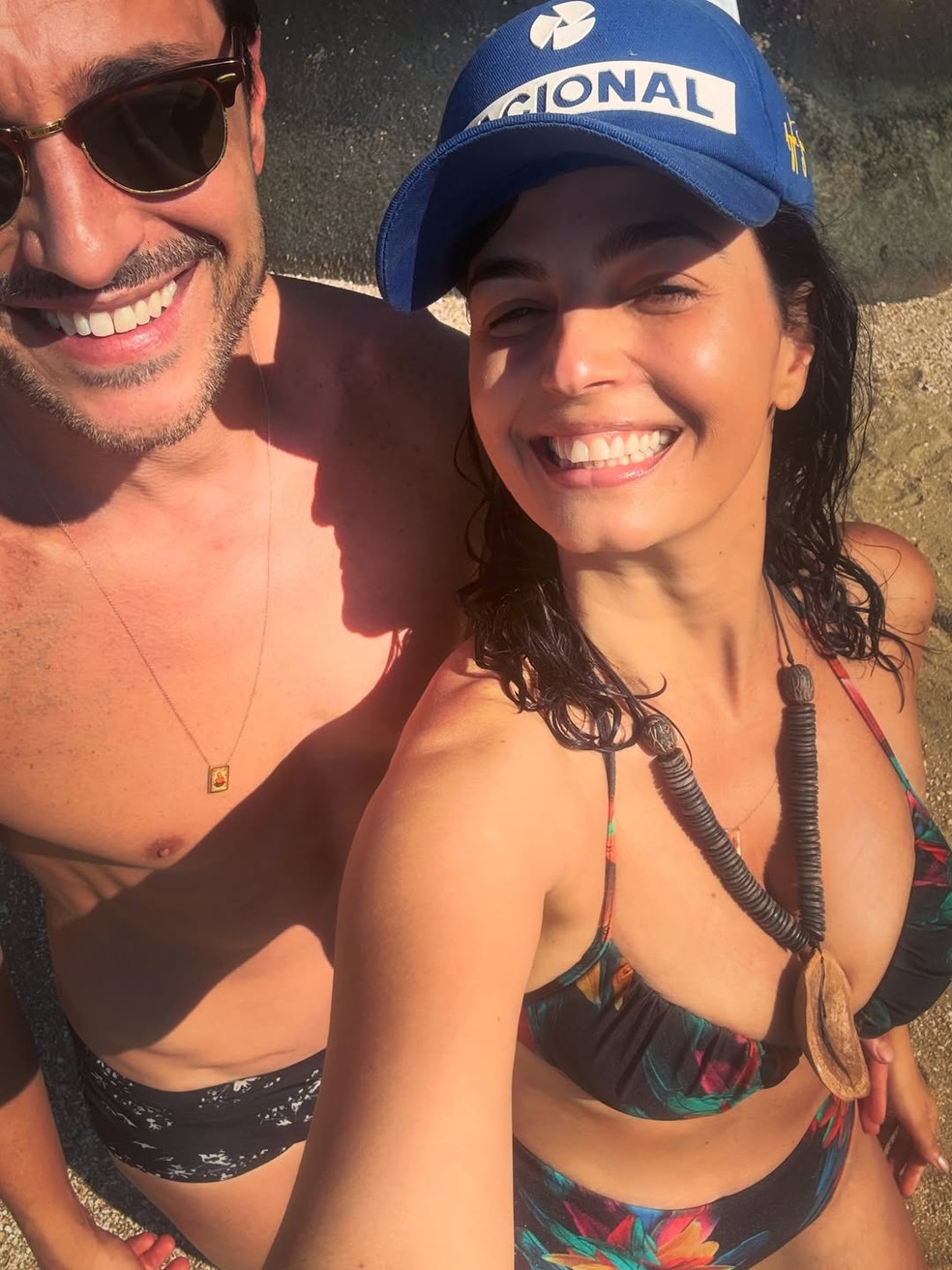 Emanuelle Araújo curte folga na praia — Foto: Reprodução/Instagram