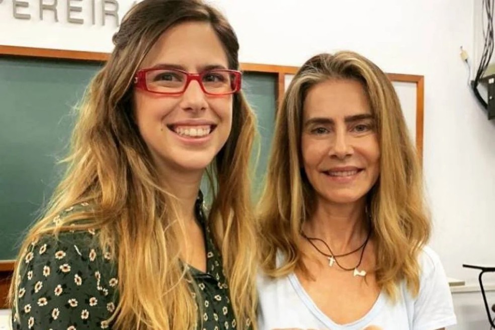 Maria Marinho e a mãe, Maitê Proença — Foto: Reprodução/Instagram