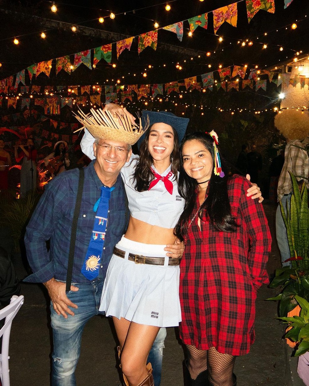 Festa Junina que Bruna Marquezine foi — Foto: Reprodução / Instagram