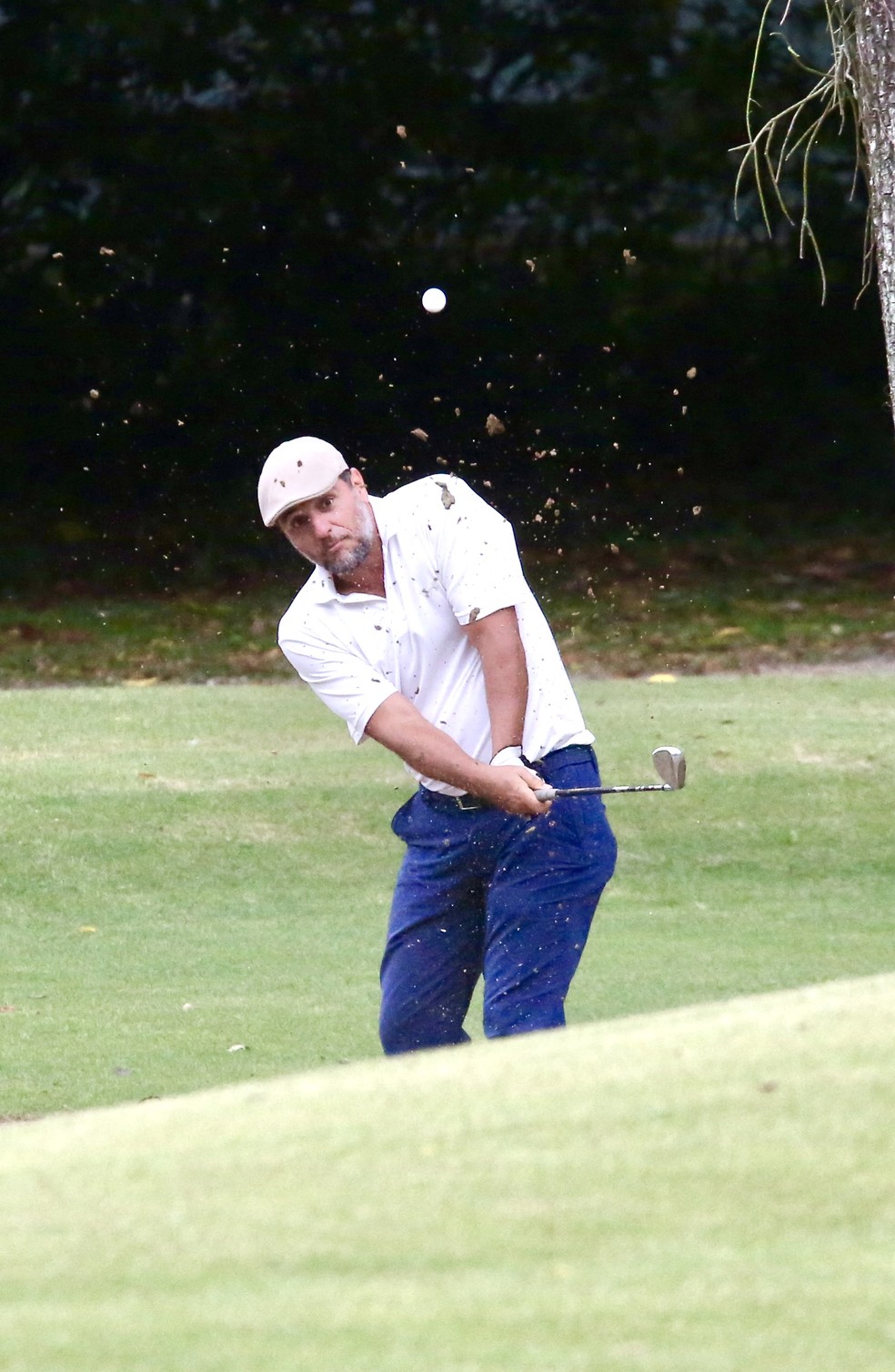 Rodrigo Lombardi jogando golfe  — Foto: Fabrício Pioyani/AgNews