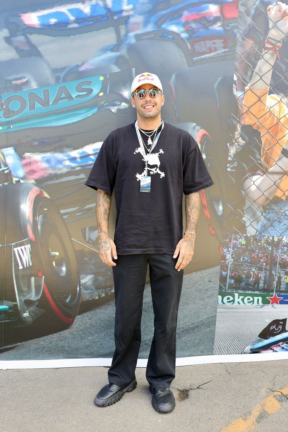 Pedro Scooby no GP de F&oacute;rmula 1, em S&atilde;o Paulo &mdash; Foto: Rafael Cusato/Quem