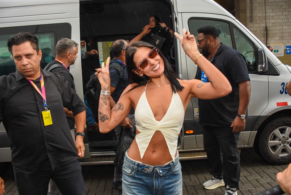 Ana Castela no cruzeiro Férias com a Boiadeira em Alto-Mar — Foto: Leo Franco / AgNews