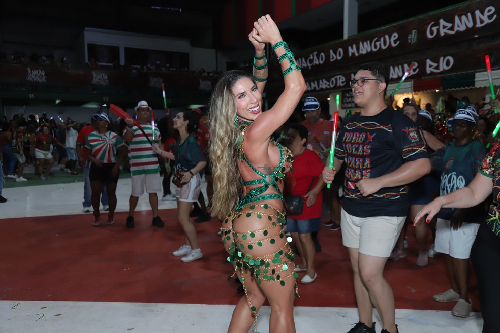 Tati Minerato — Foto: THIAGO MATTOS E DANIEL PINHEIRO/BRAZIL NEWS