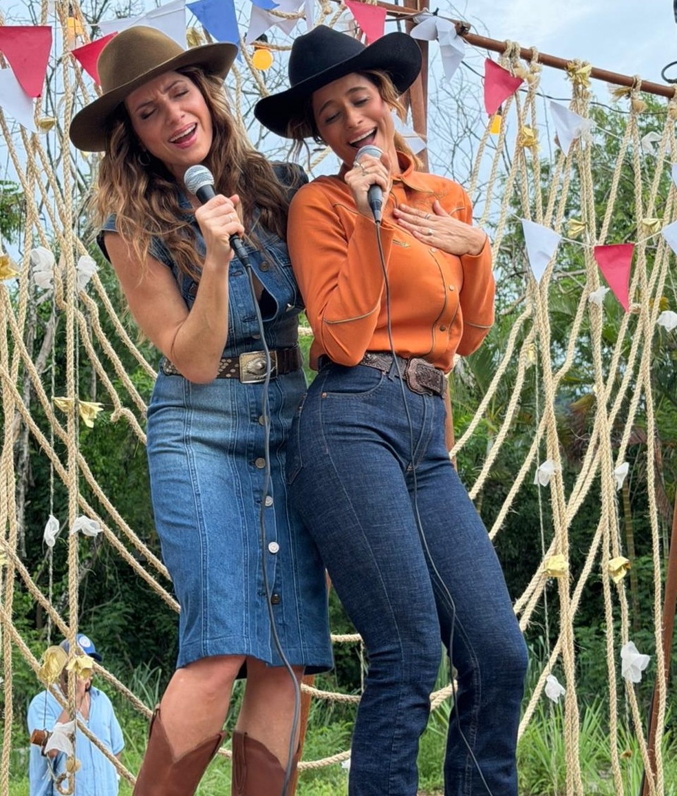 Leticia Spiller e Isadora Cruz em 'Coração Acelerado' — Foto: Reprodução Instagram