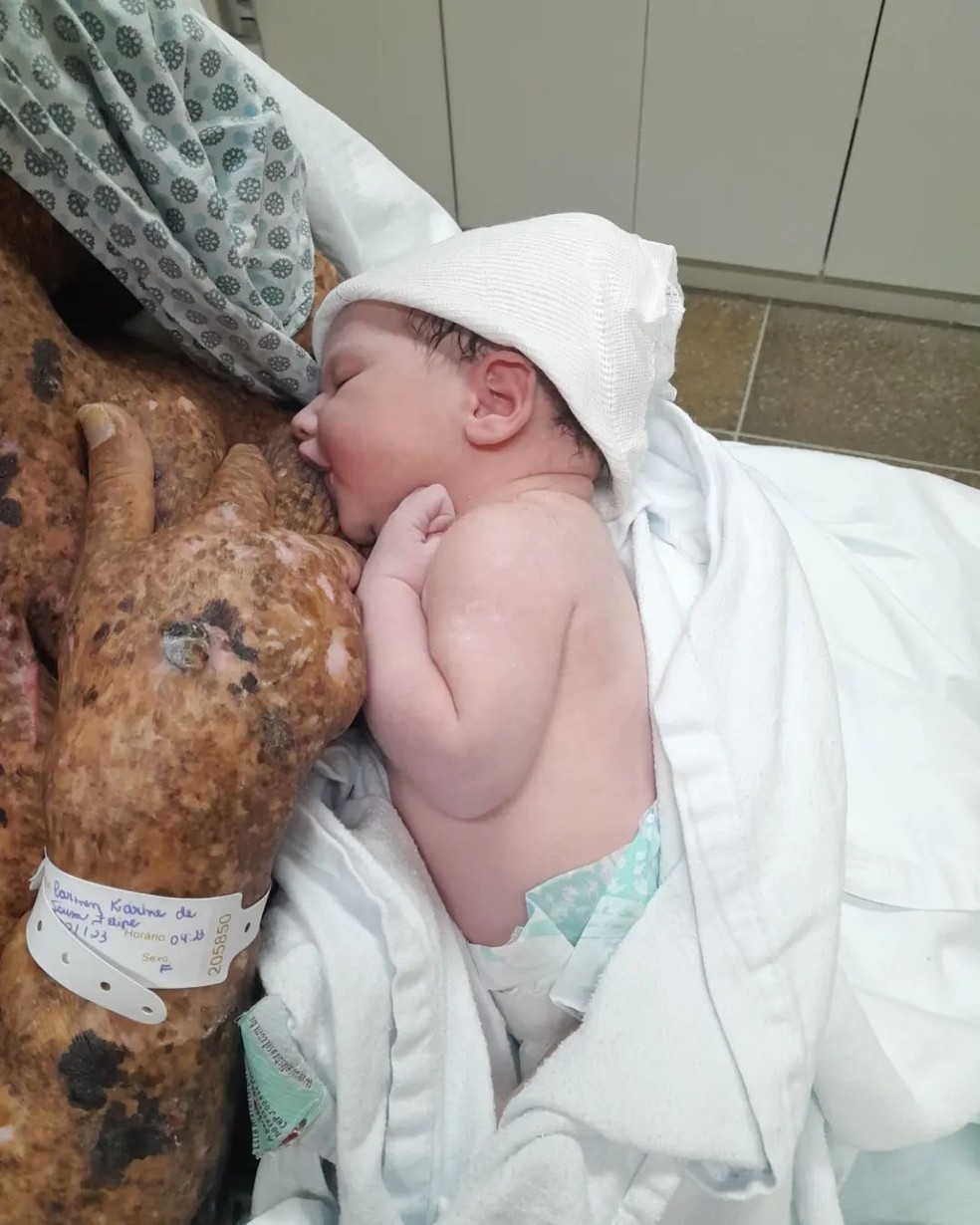 Káh Felipe dá à luz Zaya, sua filha com Edmilson Alcântara — Foto: Reprodução/Instagram