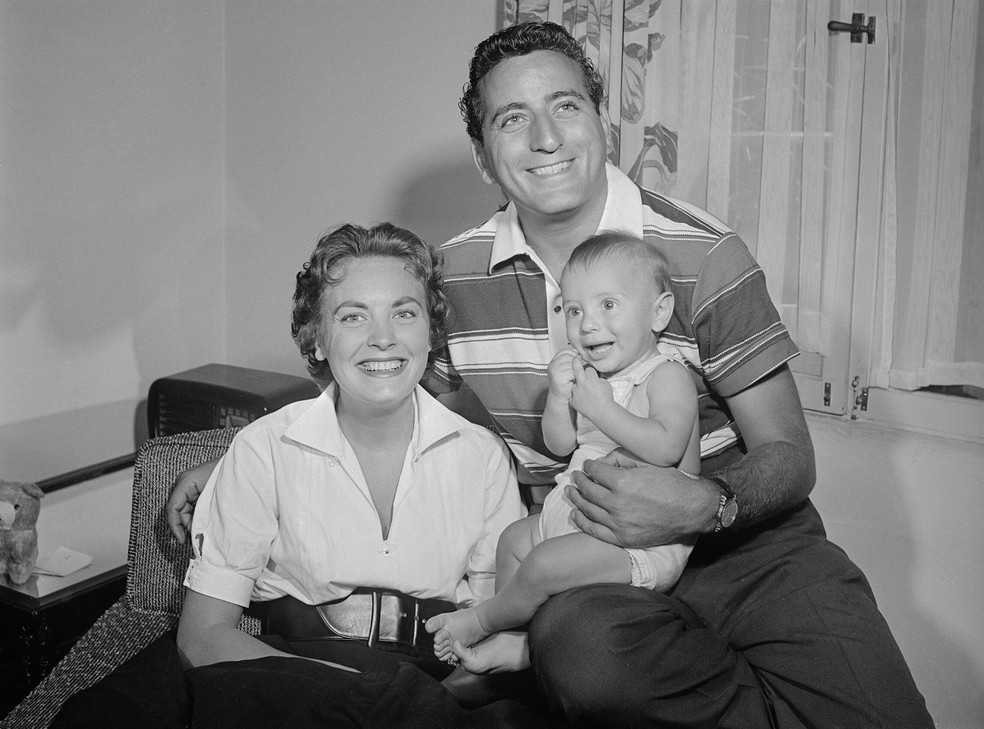 tony bennet, e seu filho  — Foto: Getty Images