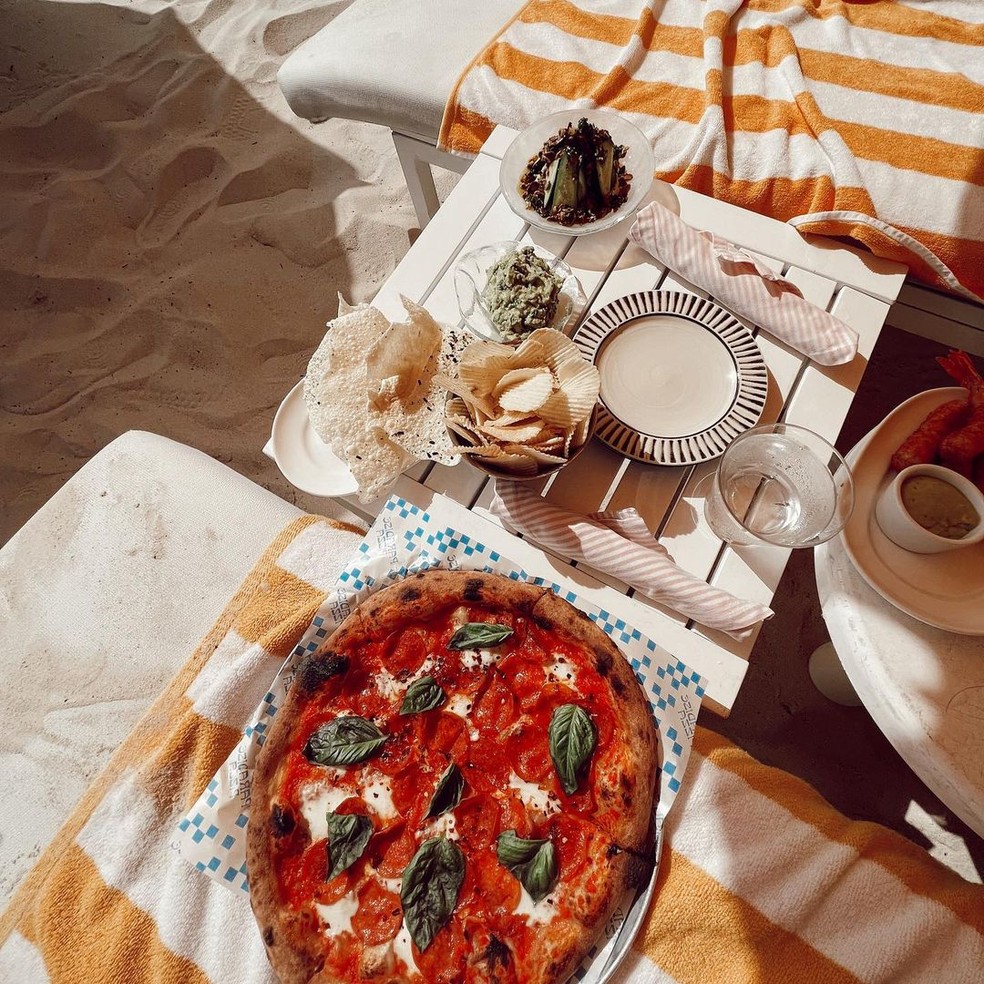 Fotos publicadas por Gigi Hadid — Foto: Reprodução / Instagram