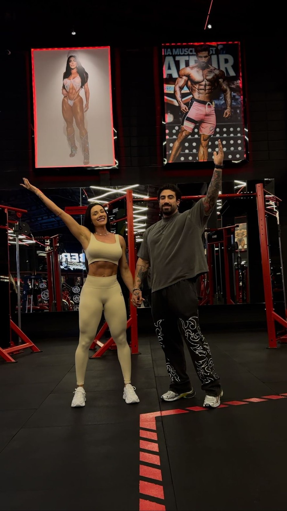 Juju Salimeni e Diogo Basaglia em sua academia — Foto: Reprodução | Instagram
