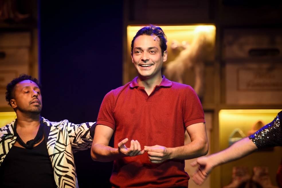 Cena do musical 'Uma Babá Quase Perfeita' — Foto: Andy Santana / Brazil News