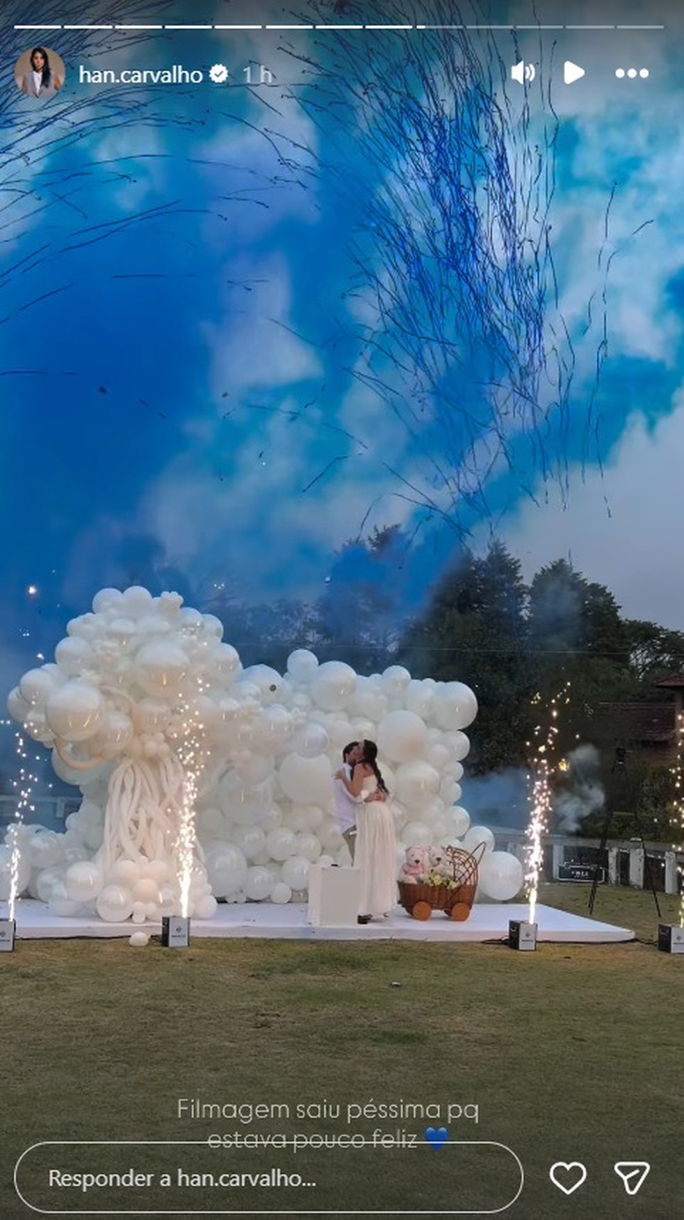 Bianca Biancardi faz chá revelação no próprio casamento e descobre sexo do bebê — Foto: Reprodução/Instagram