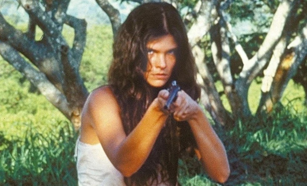 Cristiana Oliveira como Juma Marruá no remake de 'Pantanal' (Manchete, 1990) — Foto: Reprodução