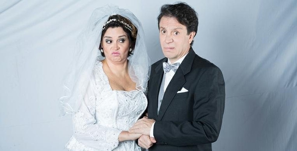 Suzy Rêgo e Eduardo Martini na peça 'Até que o casamento nos separe' — Foto: Divulgação
