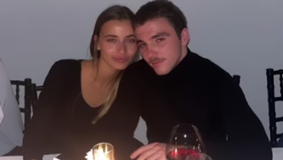 Rocco Ritchie posa com namorada misteriosa e recebe elogio da mãe ...