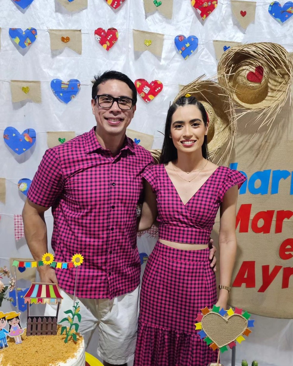 Ayres Sasaki e a esposa, Mariana — Foto: Reprodução/Instagram