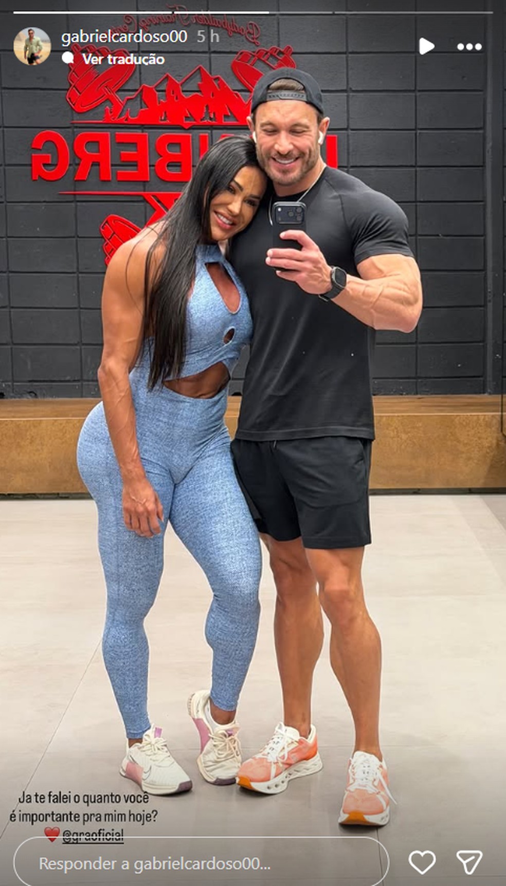 Gracyanne Barbosa e o namorado — Foto: Reprodução/Instagram
