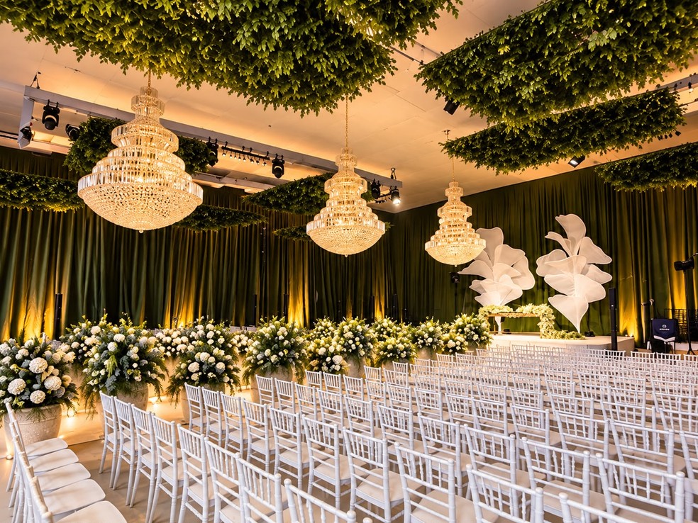 Davi Brito e Emilly Garcia fazem festão de casamento em Salvador; veja fotos exclusivas — Foto: @cerimonialcaminhodasarvores