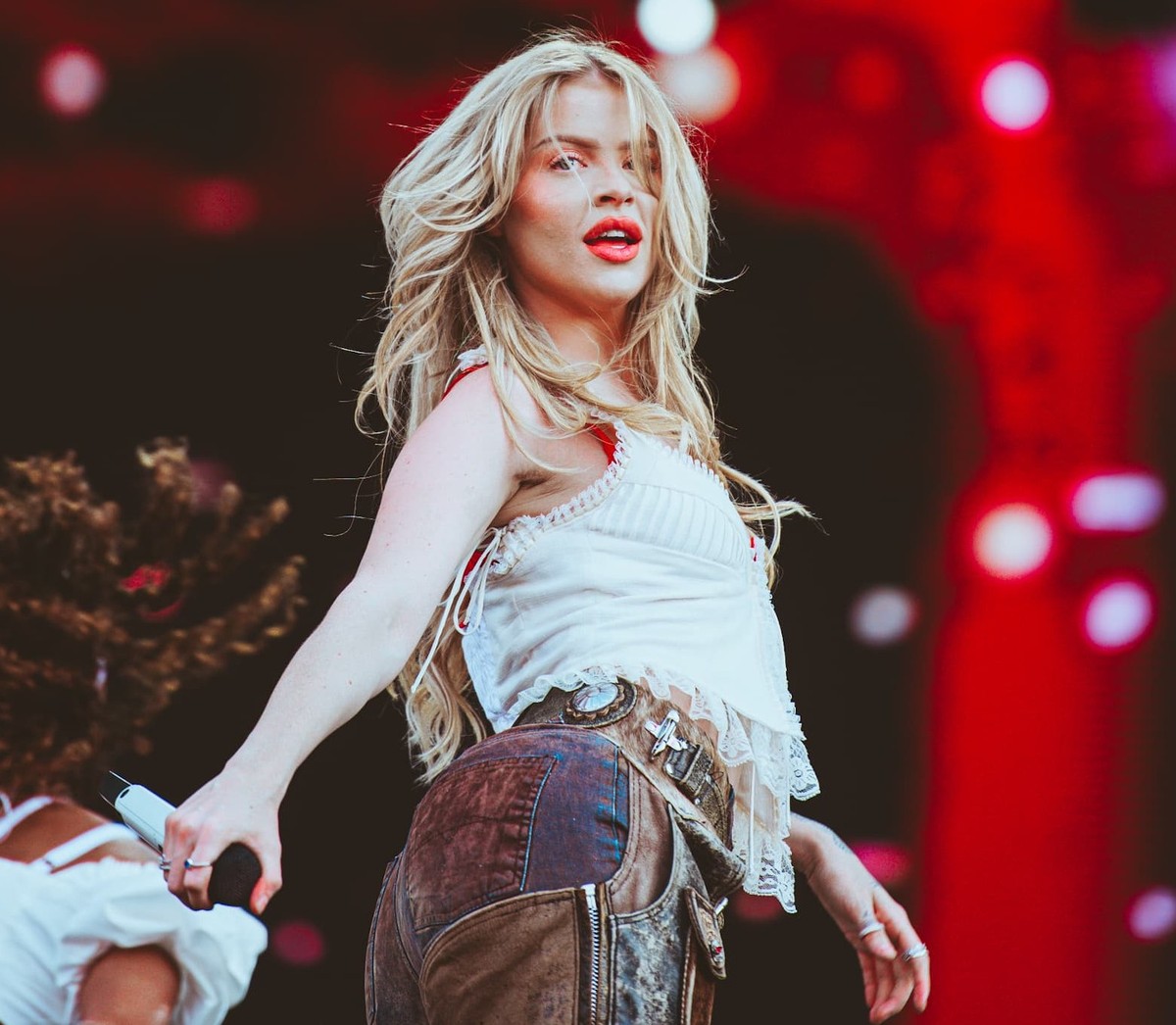 Luísa Sonza: 'A carreira internacional já existe, não é preciso cantar ...