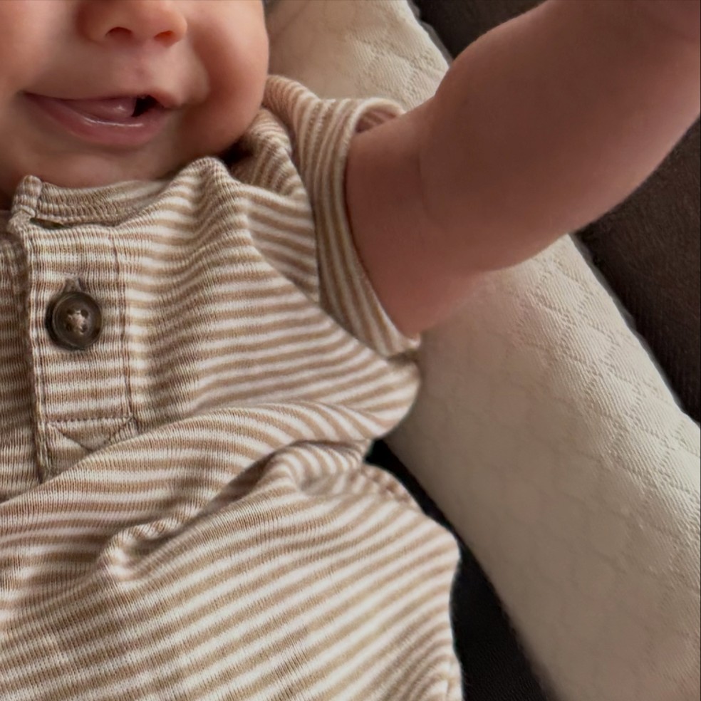 Lauana Prado celebra 2 meses do filho, Dom, com cliques raros — Foto: Reprodução/Instagram