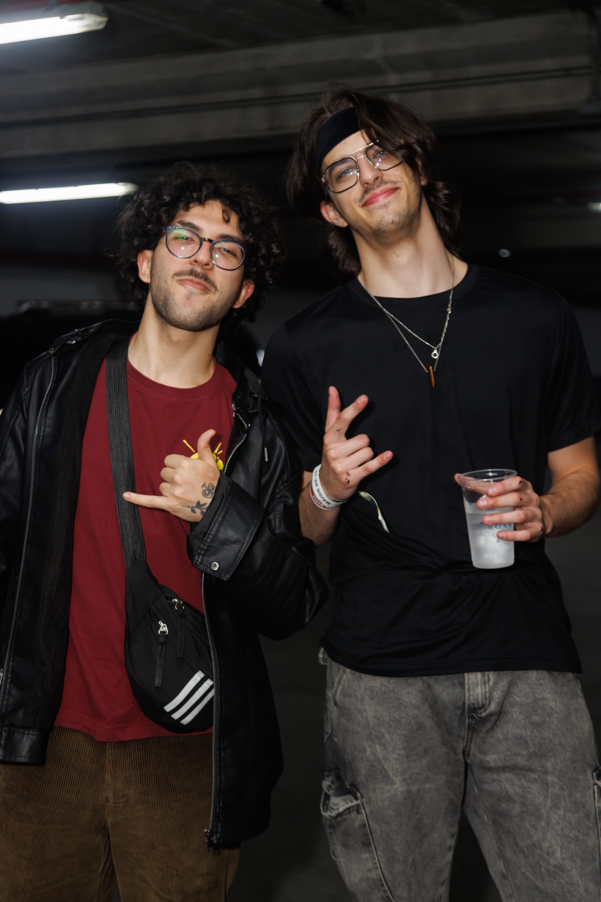 Lucas Fontana, filho de Isabeli e Castelli, e mais famosos vão a show do Maroon 5 em SP