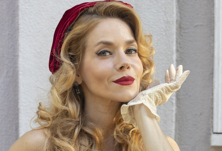 Monique Alfradique vive Tamires em  'Êta Mundo Melhor!'