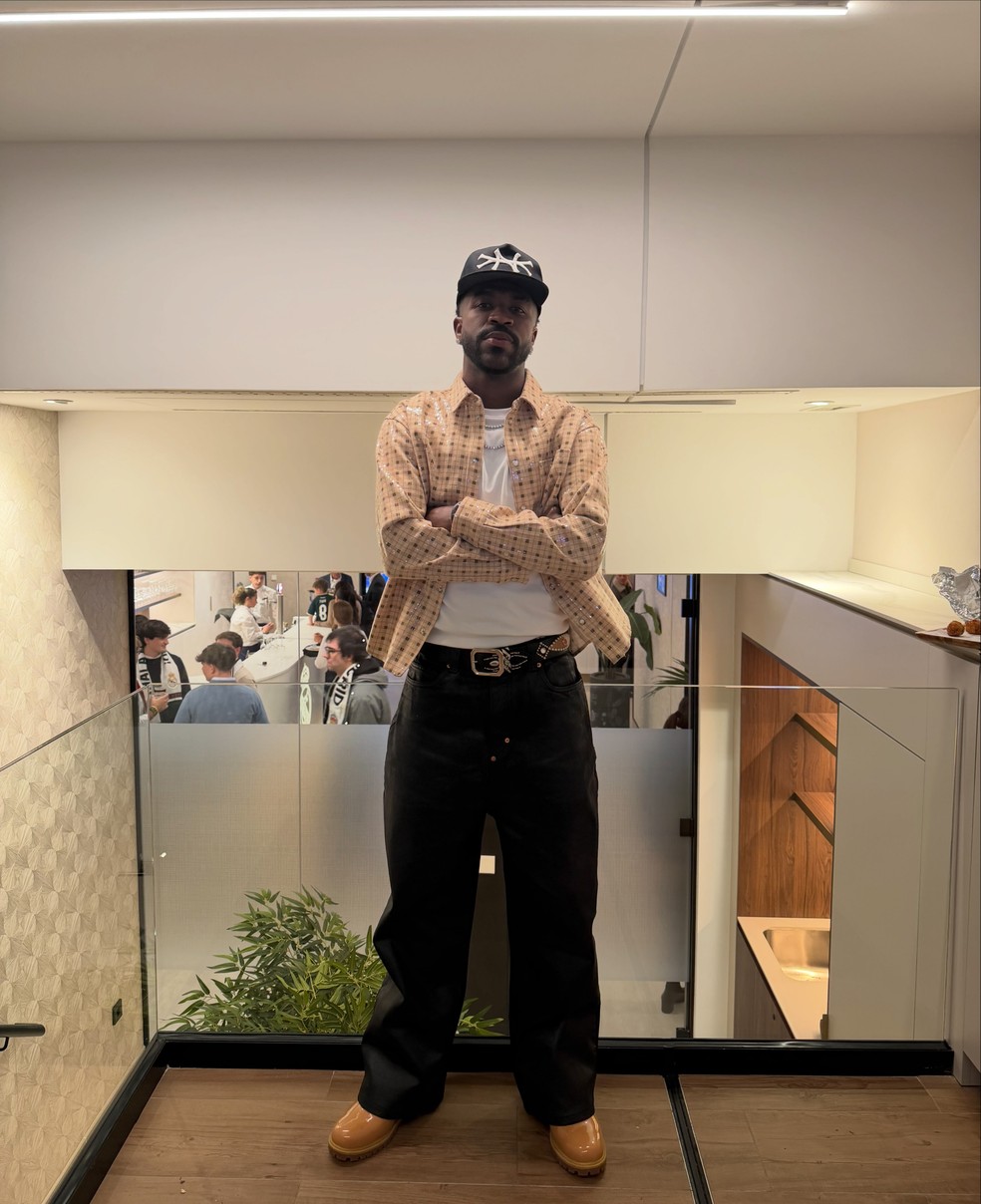 Vini Jr. abre álbum — Foto: Reprodução/Instagram