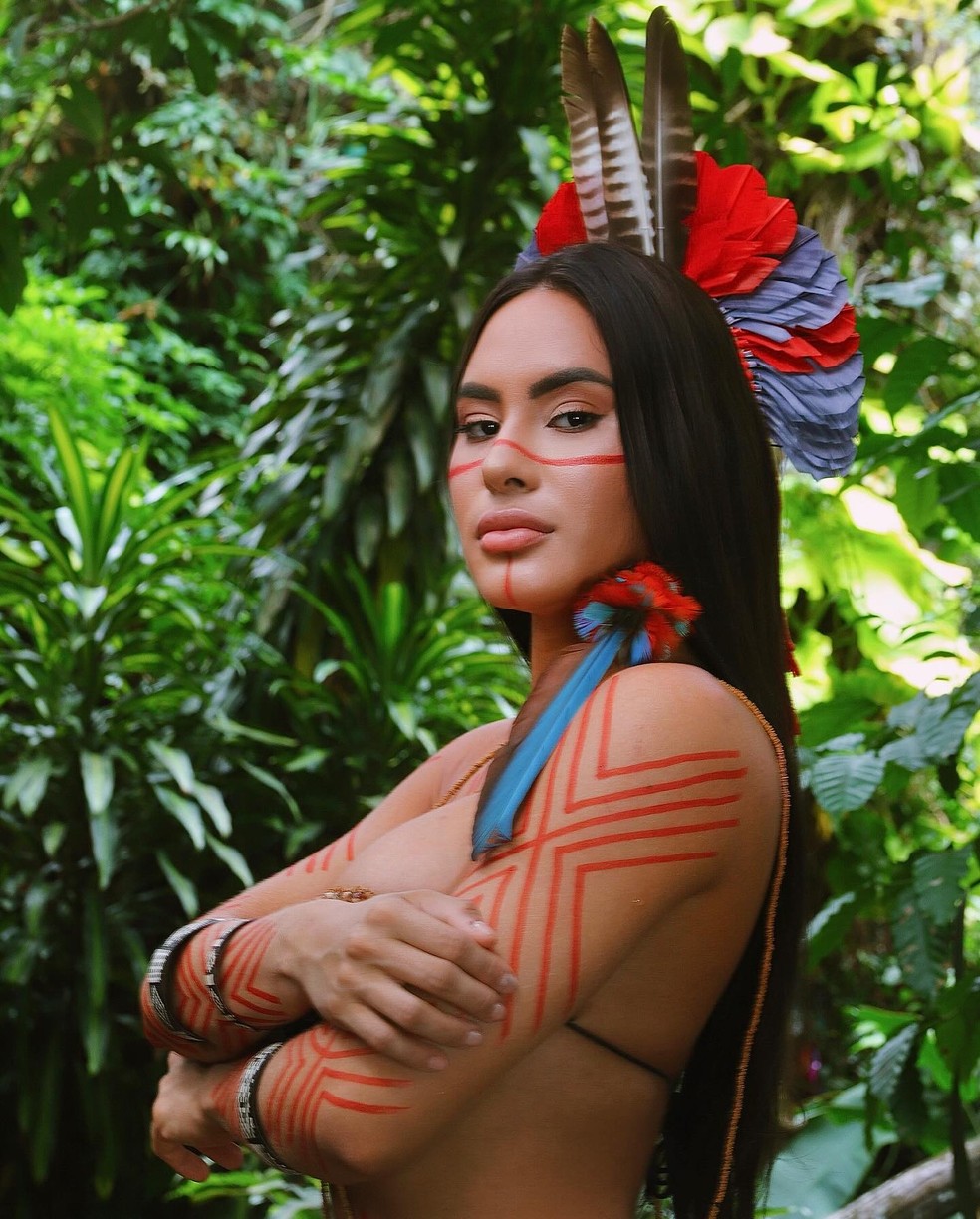 Isabelle Nogueira, a cunhã-poranga do Boi Garantido — Foto: Reprodução/Instagram/@alessandrab_almeida