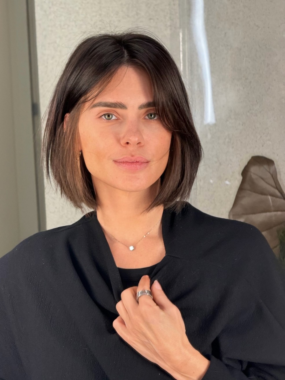 Sinal? Carolina Dieckmmann vê 'risco iluminado' no céu ao gravar ...
