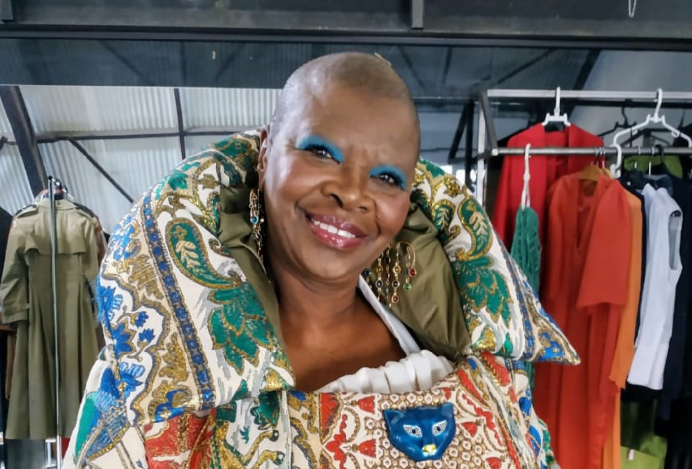Pinah, ícone da Beija-Flor, celebra 40 anos da Sapucaí como musa ...