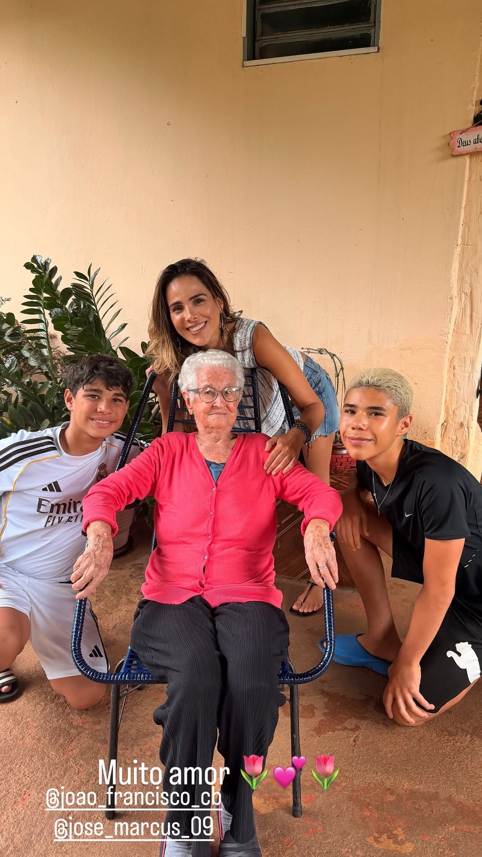 Wanessa Camargo visita avó materna e exalta boa saúde — Foto: Reprodução/Instagram