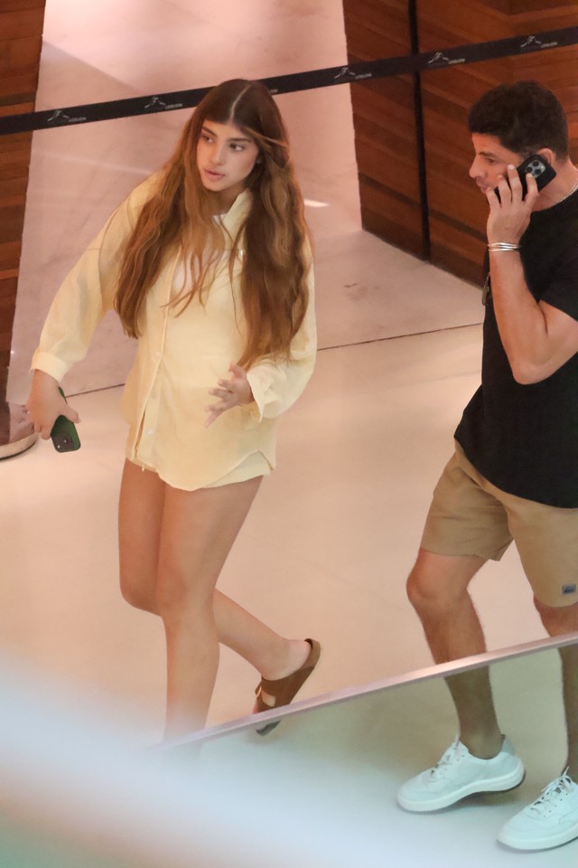 Pai de menina: Cauã Reymond curte momento de lazer ao lado de Sofia ...