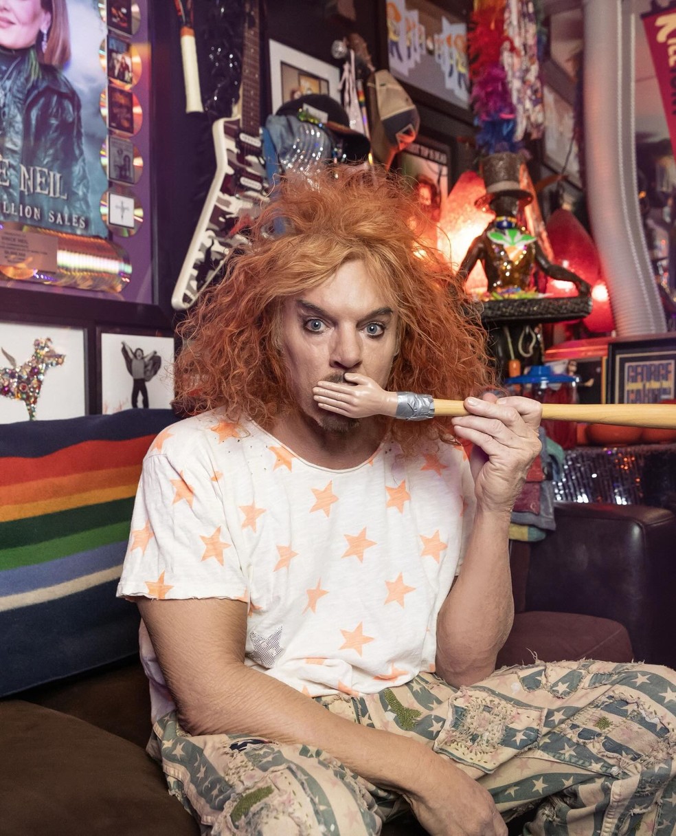 O humorista Scott Thompson, mais conhecido como Carrot Top — Foto: Reprodução/Instagram