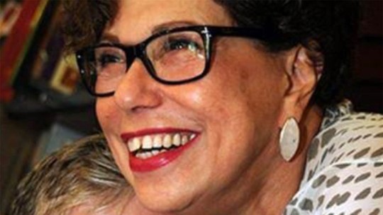Morre autora Maria Carmem Barbosa aos 76 anos